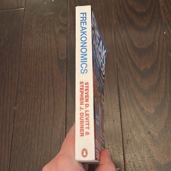 Freakinomics by Steve. d. Levitt and Stephen J. Dubbed - Picture 3 of 4